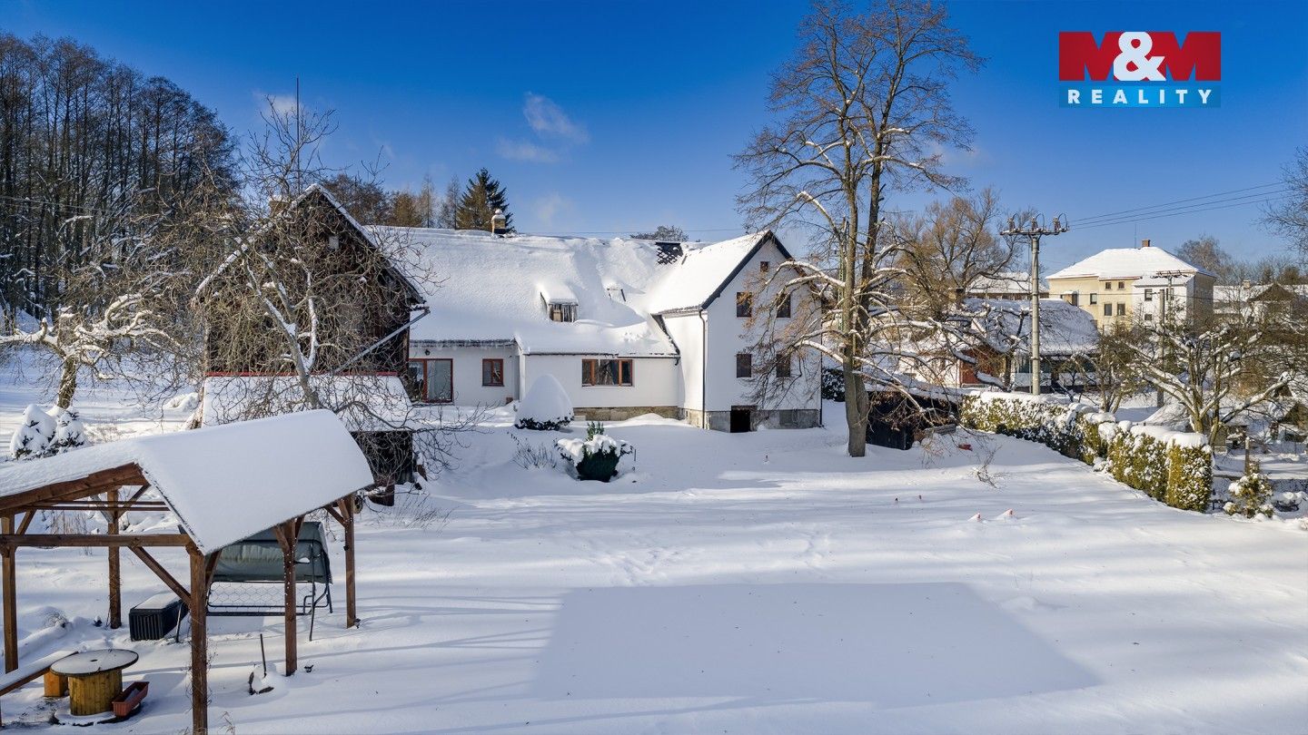 Prodej rodinný dům - Pěnčín, 323 m²
