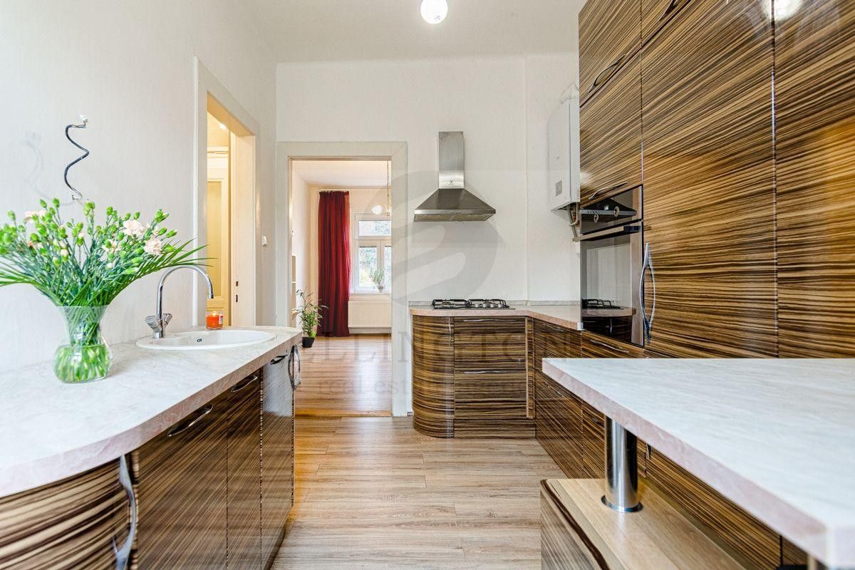 1+1, Holečkova, Praha, 39 m²