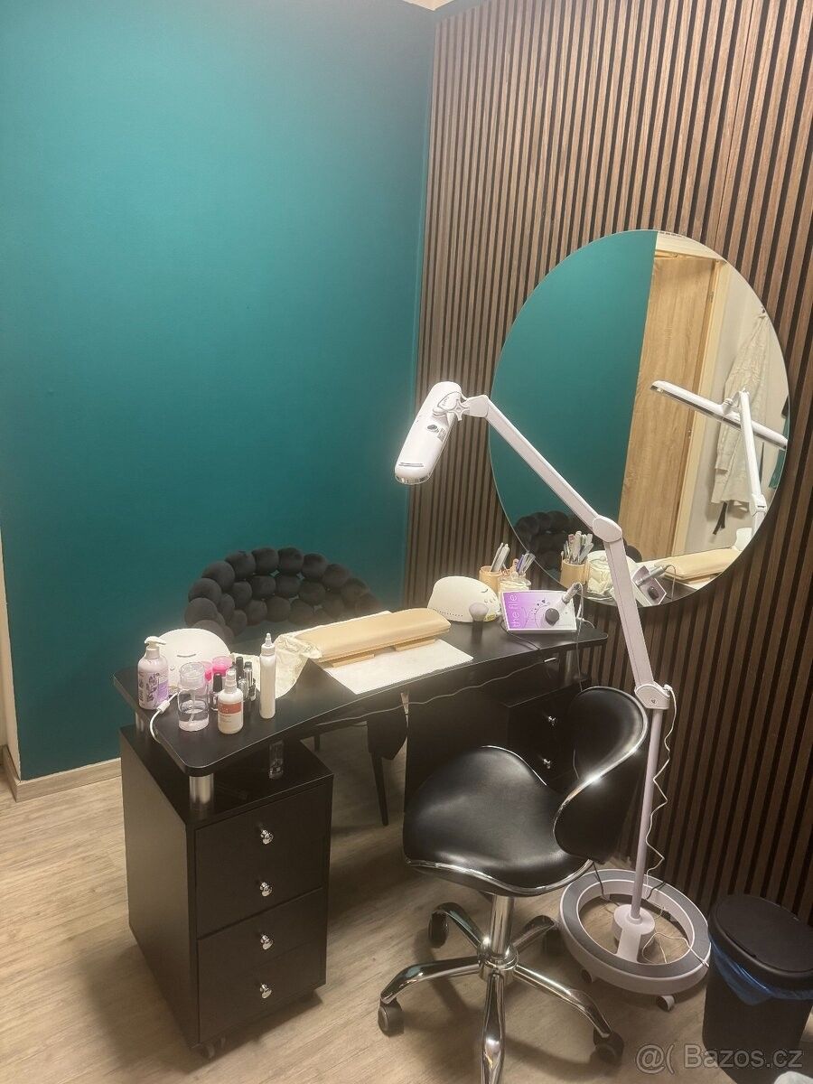 Pronájem obchodní prostory - Praha, 110 00