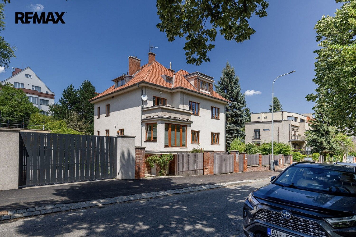 Rodinný dům · 400 m² · Praha - Dejvice, okres Praha 6, Hlavní město Praha - 3