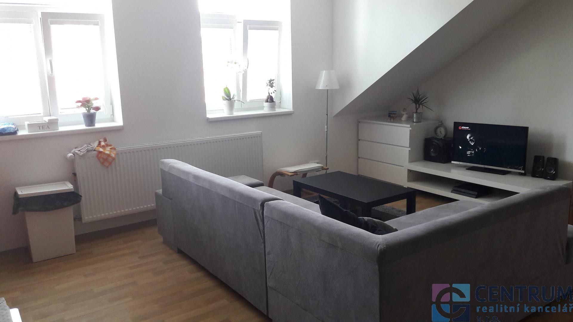 Pronájem byt 2+kk - Podhorská  , Jablonec nad Nisou, 57 m²