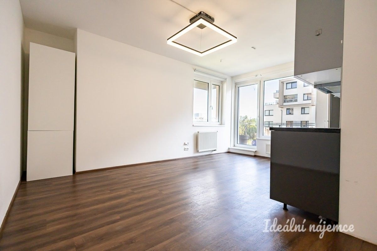 1+kk, Pod Harfou, Praha, 32 m² - 2