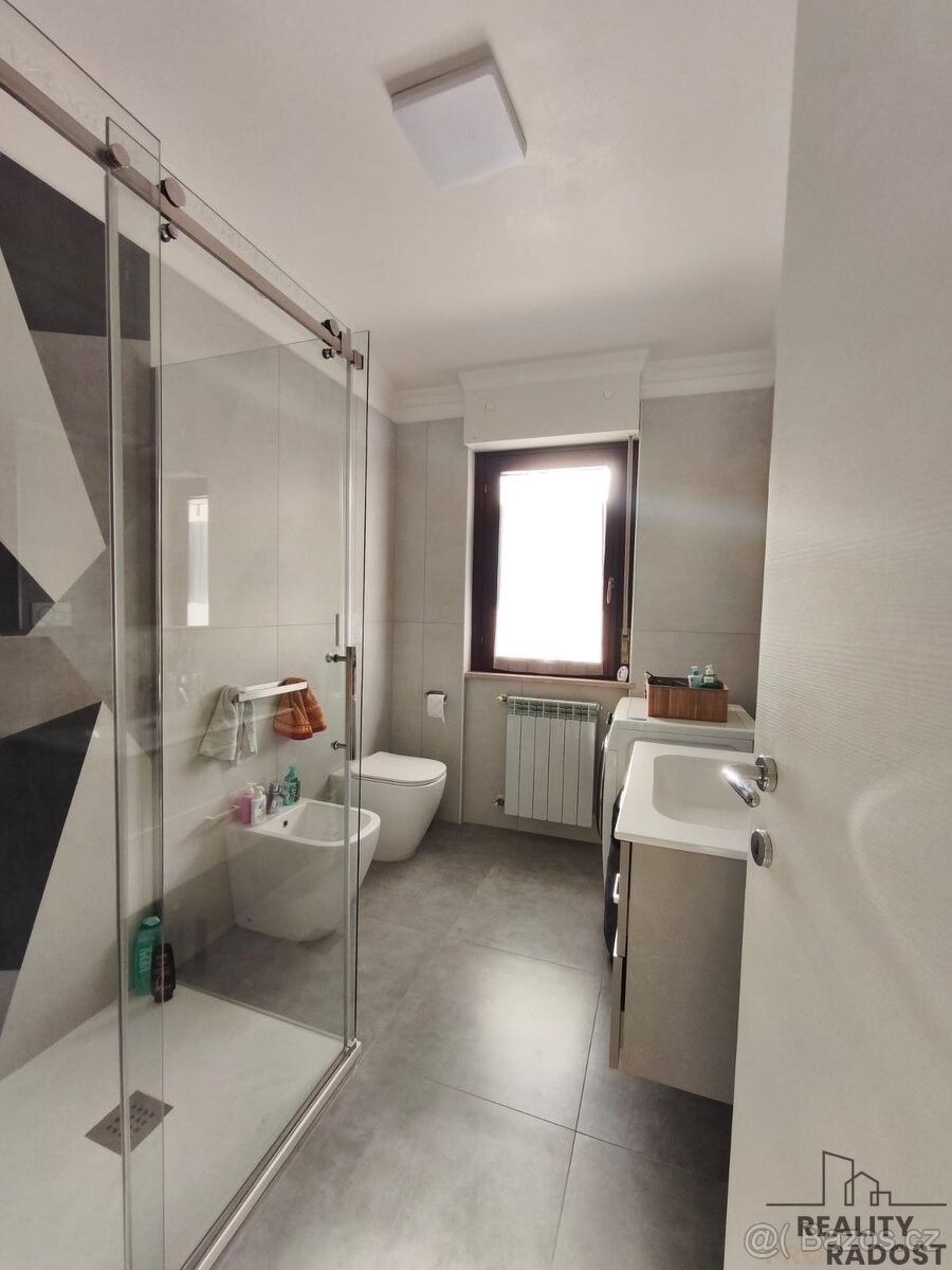 Byty, 987 66, Zahraničí - 2
