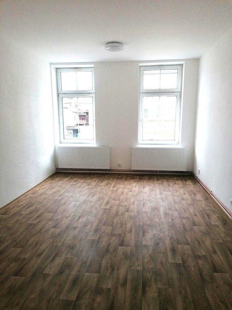 Pronájem byt 3+kk - Husova, Smržovka, okres Jablonec nad Nisou, 80 m² - 5