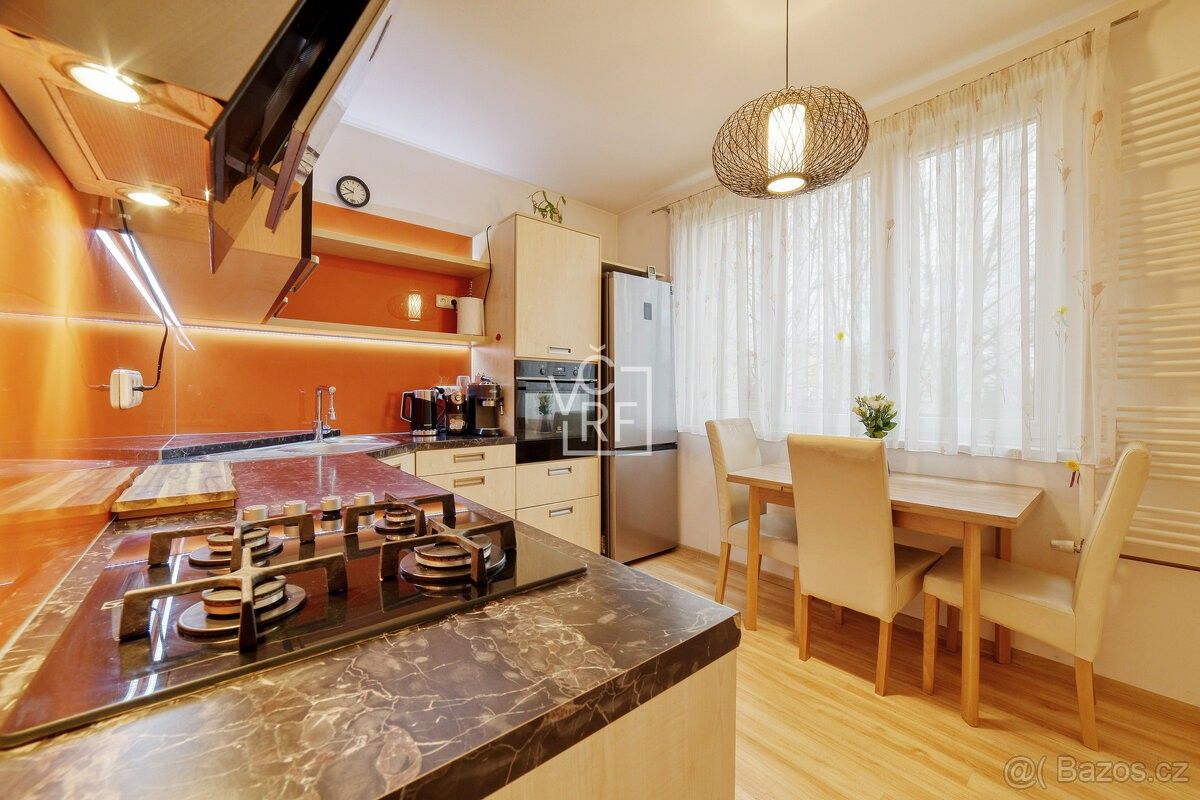 Byty, Karlovy Vary, 360 05