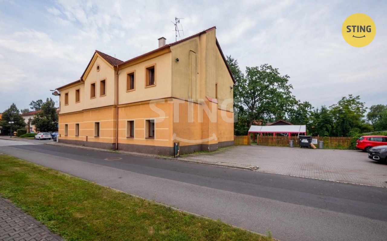 Restaurace · 500 m² · Náměstí, Paskov - 4