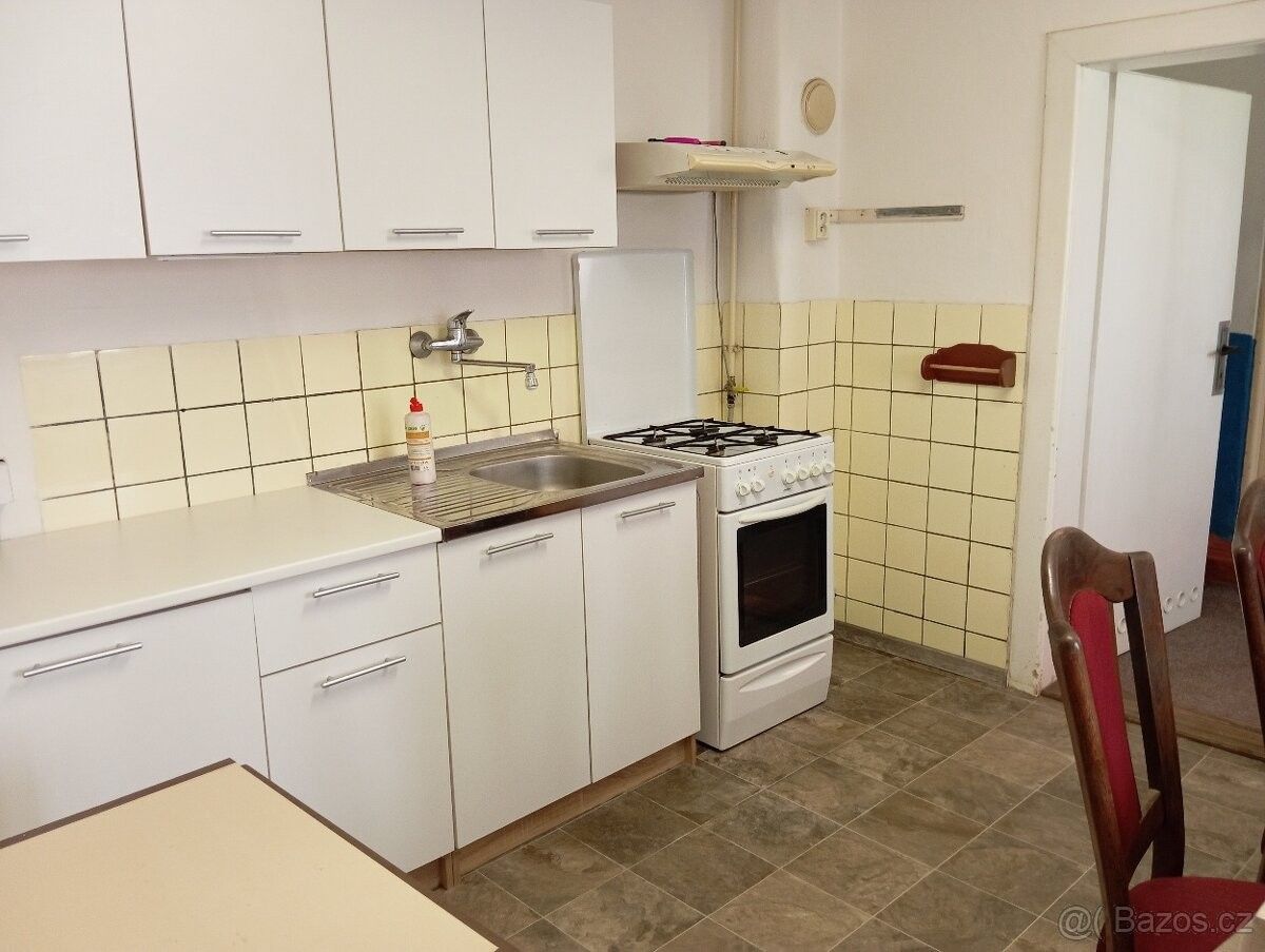 Prodej rodinný dům - Vlčnov, 687 61