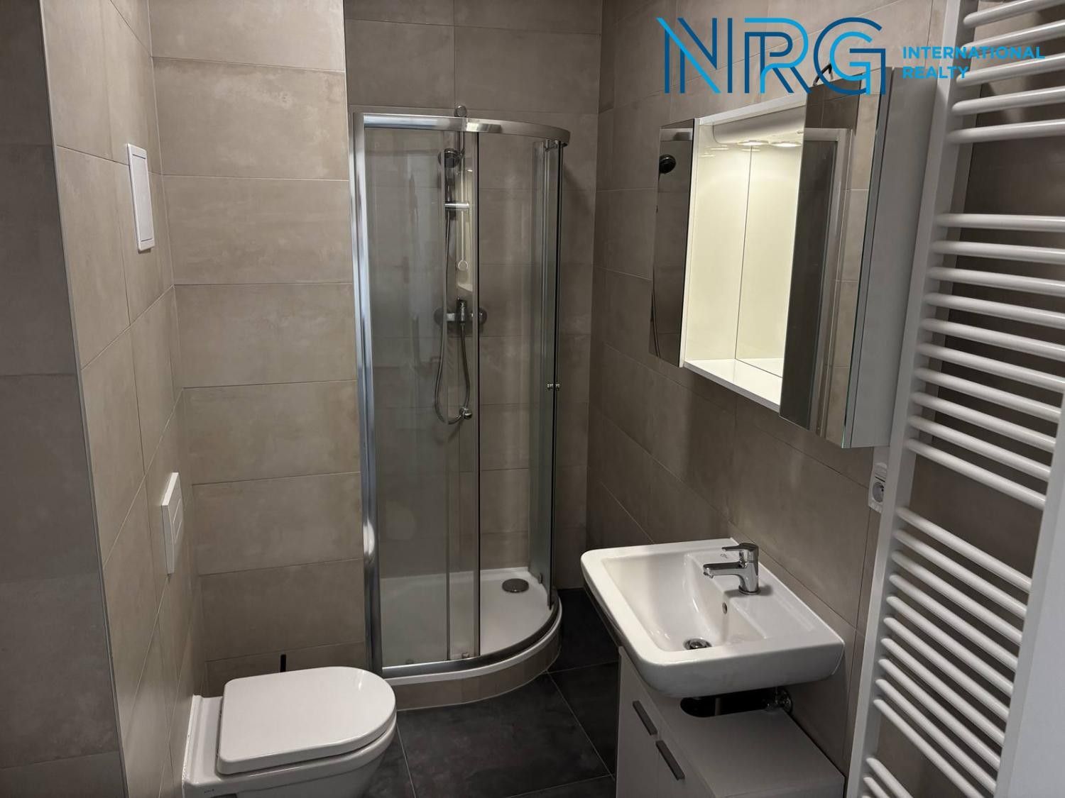 Pronájem byt 2+kk - Budějovická, Praha, 38 m²