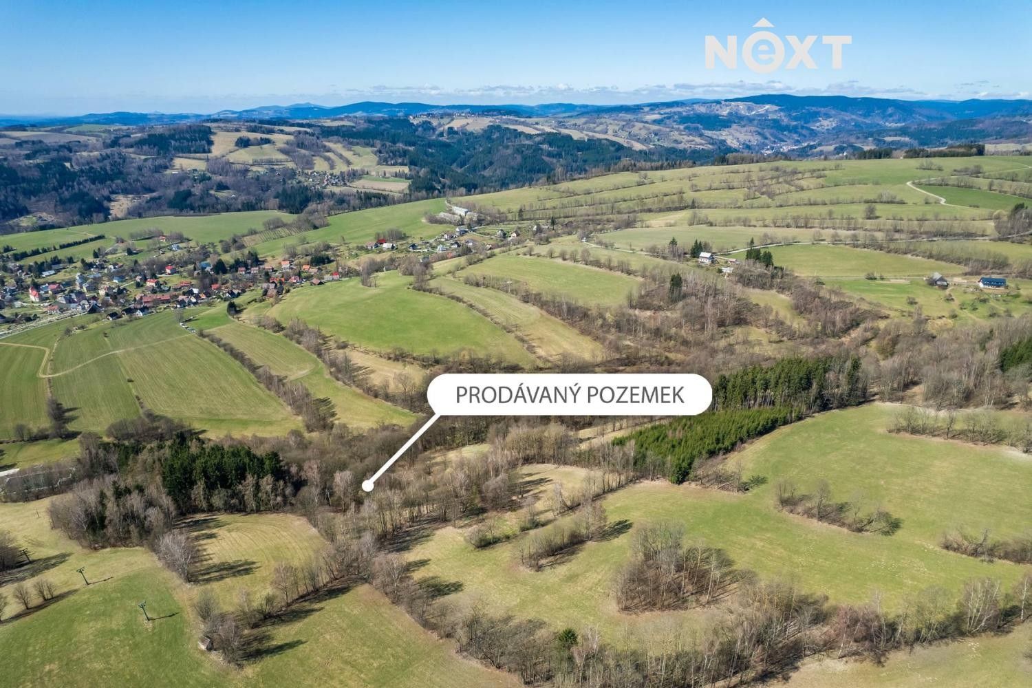 Louka, 6 913 m²