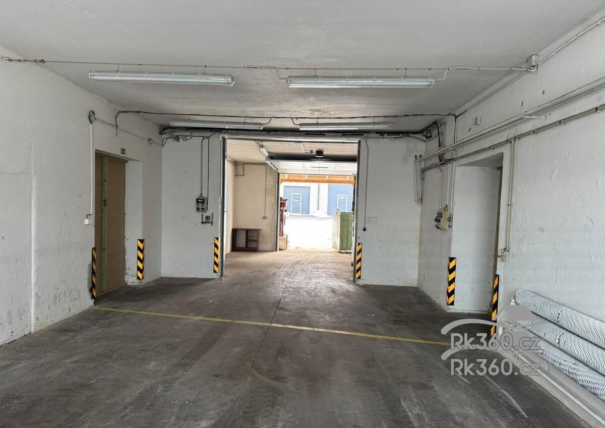 Pronájem sklad - Pod Kabáticí, Frýdek-Místek, 120 m²