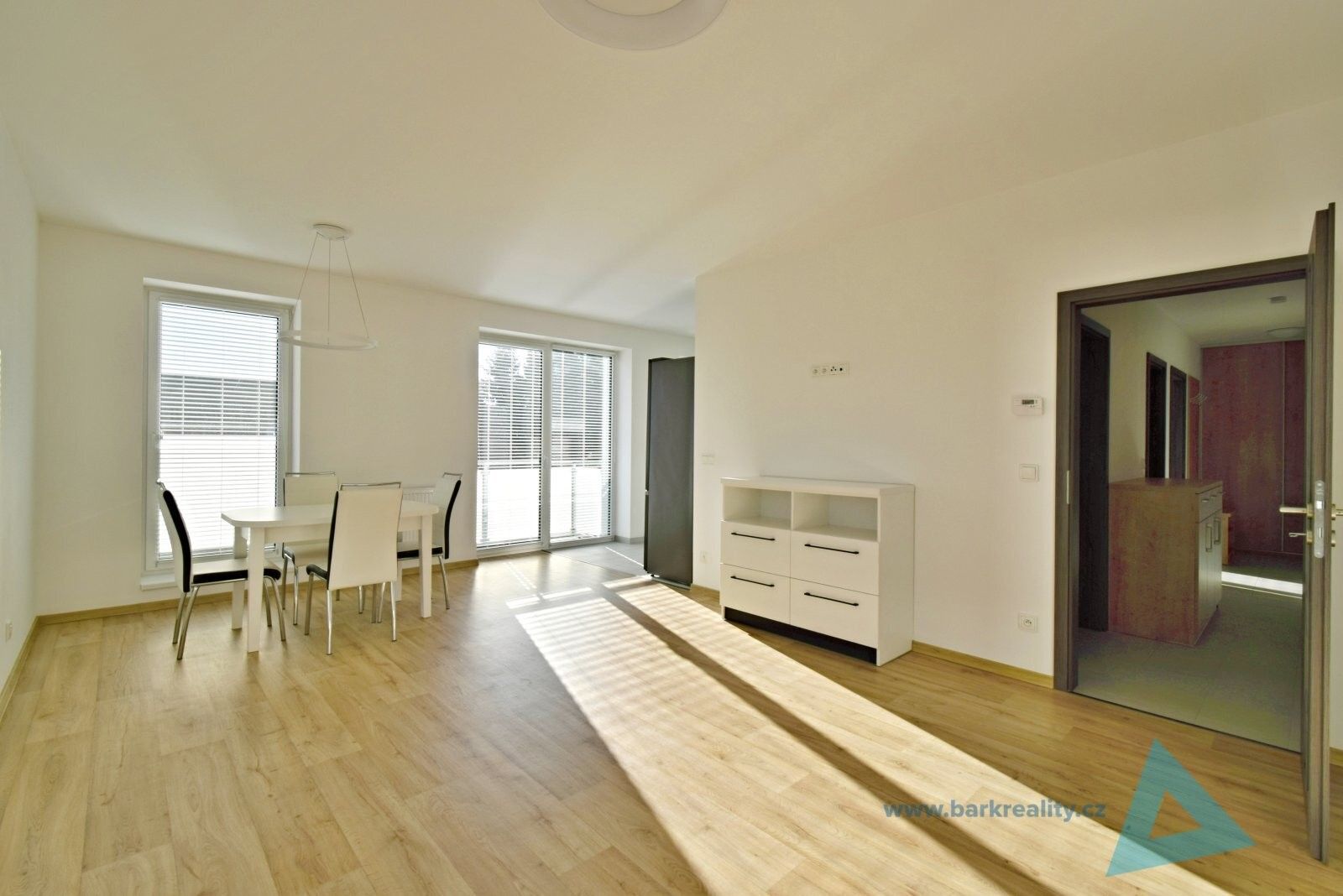 Pronájem byt 2+kk - P. Bezruče, Nová Paka, 67 m²