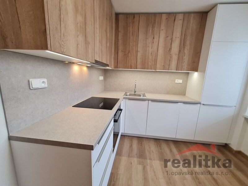 Byty, Opava, 747 06