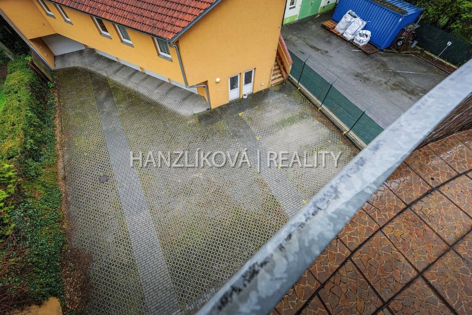 Pronájem ostatní - J. Š. Baara, České Budějovice, 13 m²