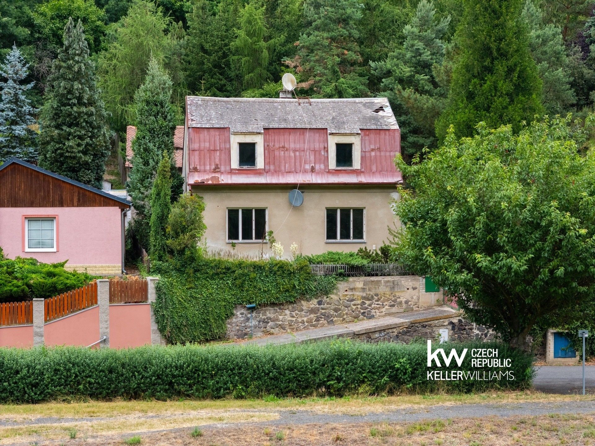 Prodej rodinný dům - Bezovka 307, Bílina Teplické Předměstí, 120 m² - 2