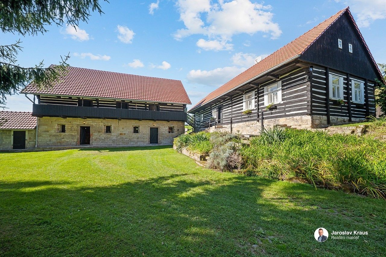 Rodinné domy, Střevač - Nadslav, okres Jičín, 226 m² - 1