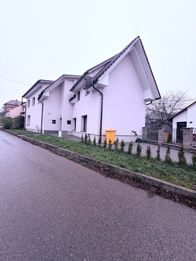 Rodinné domy, Lipůvka, 679 22