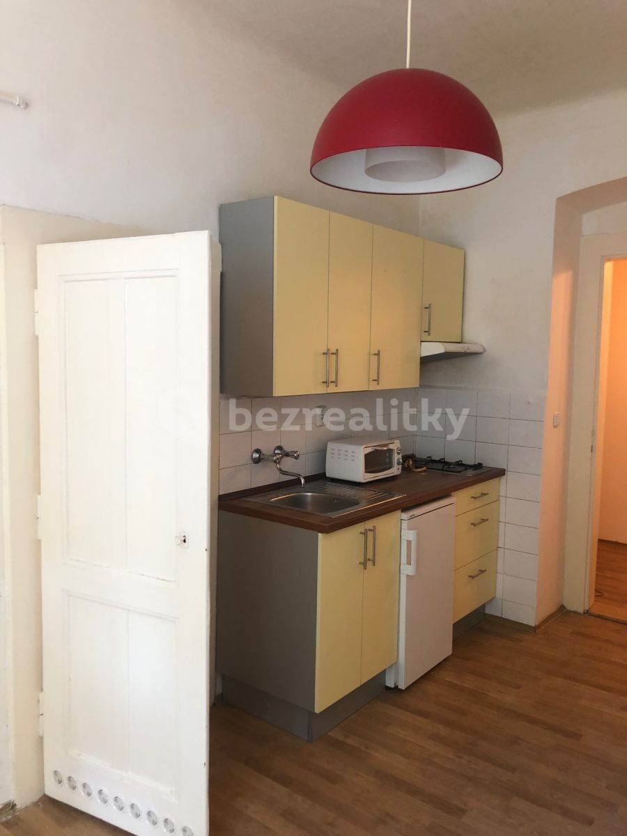 2+kk, V.P.Čkalova , Praha - Bubeneč, 45 m² - 2