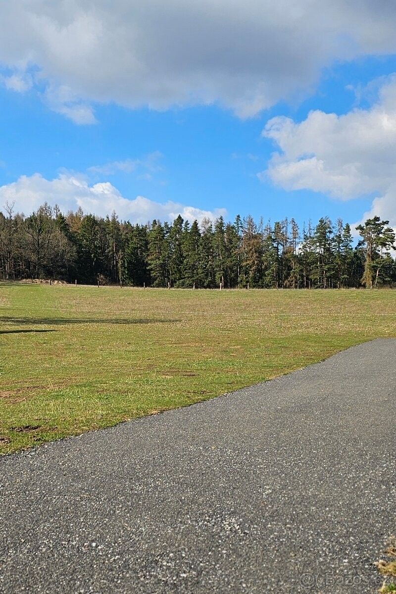 Pozemky pro bydlení, Uzenice, 1 481 m² - 1