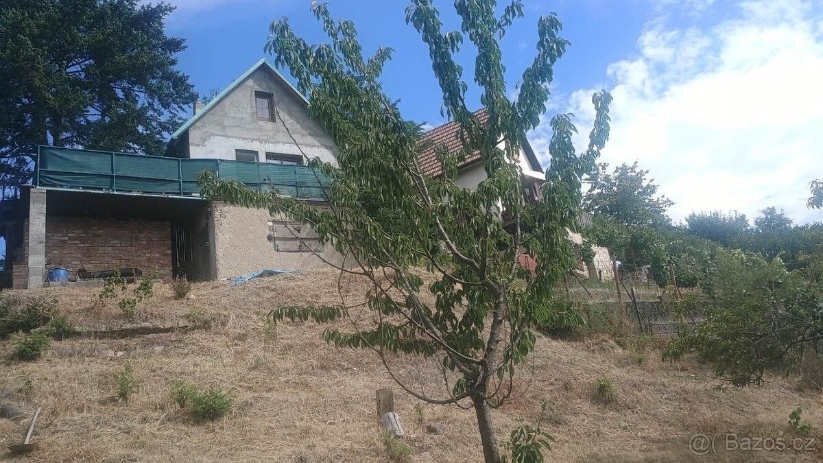 Chaty, Lužice u Hodonína, 696 18