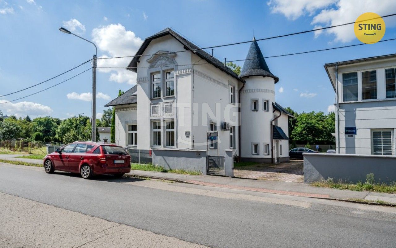 Pronájem kancelář - Starobělská, Ostrava, 250 m²