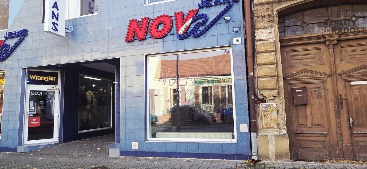 Obchodní prostory, Hodonín, 695 01