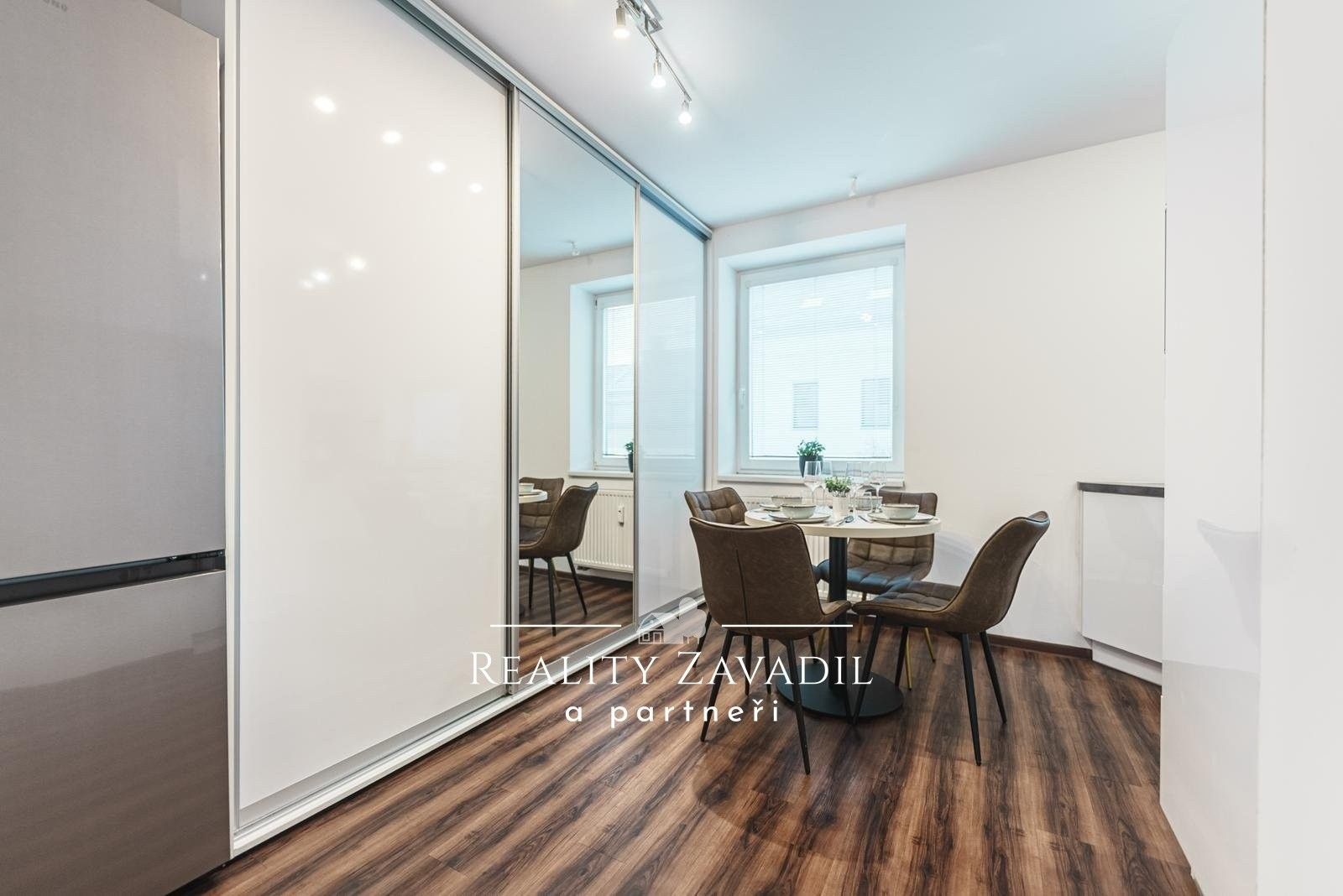 Pronájem byt 3+1 - V Ráji, Pardubice, 90 m²