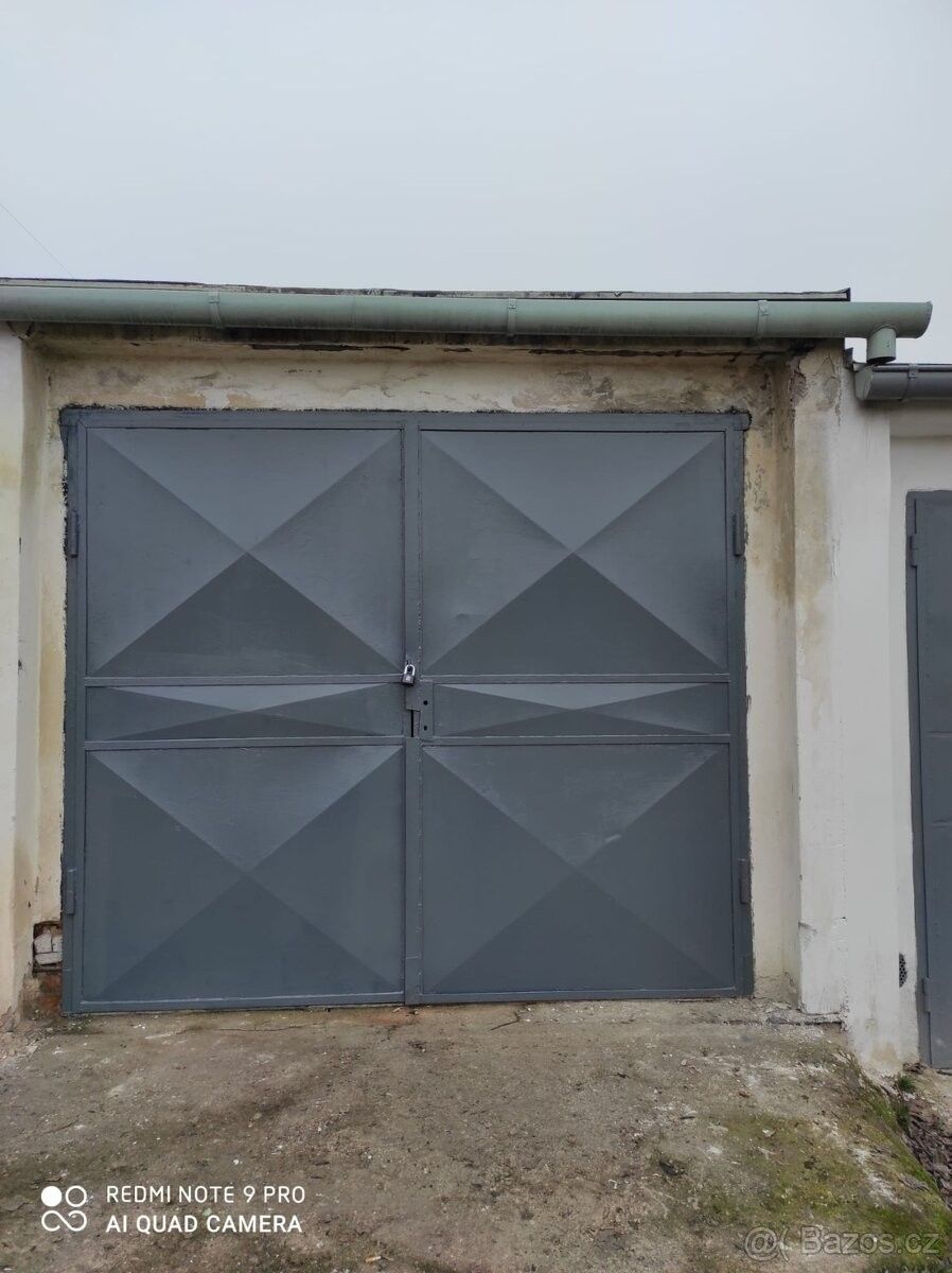 Garáže, Kadaň, 432 01