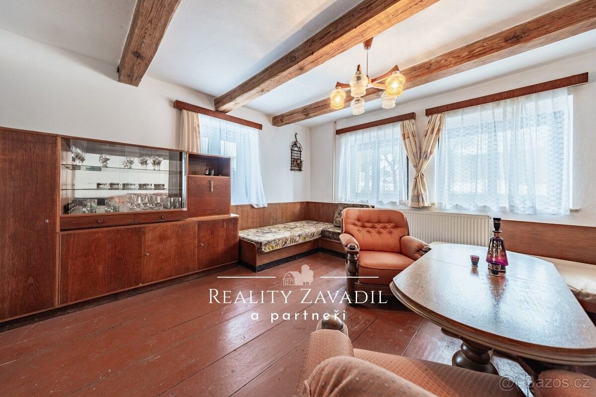 Prodej rodinný dům - Sadská, 289 12