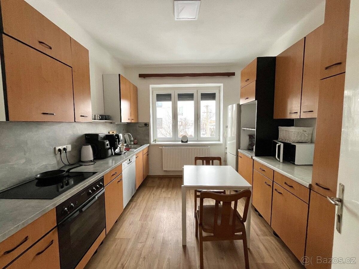 Pronájem byt - Holešov, 769 01