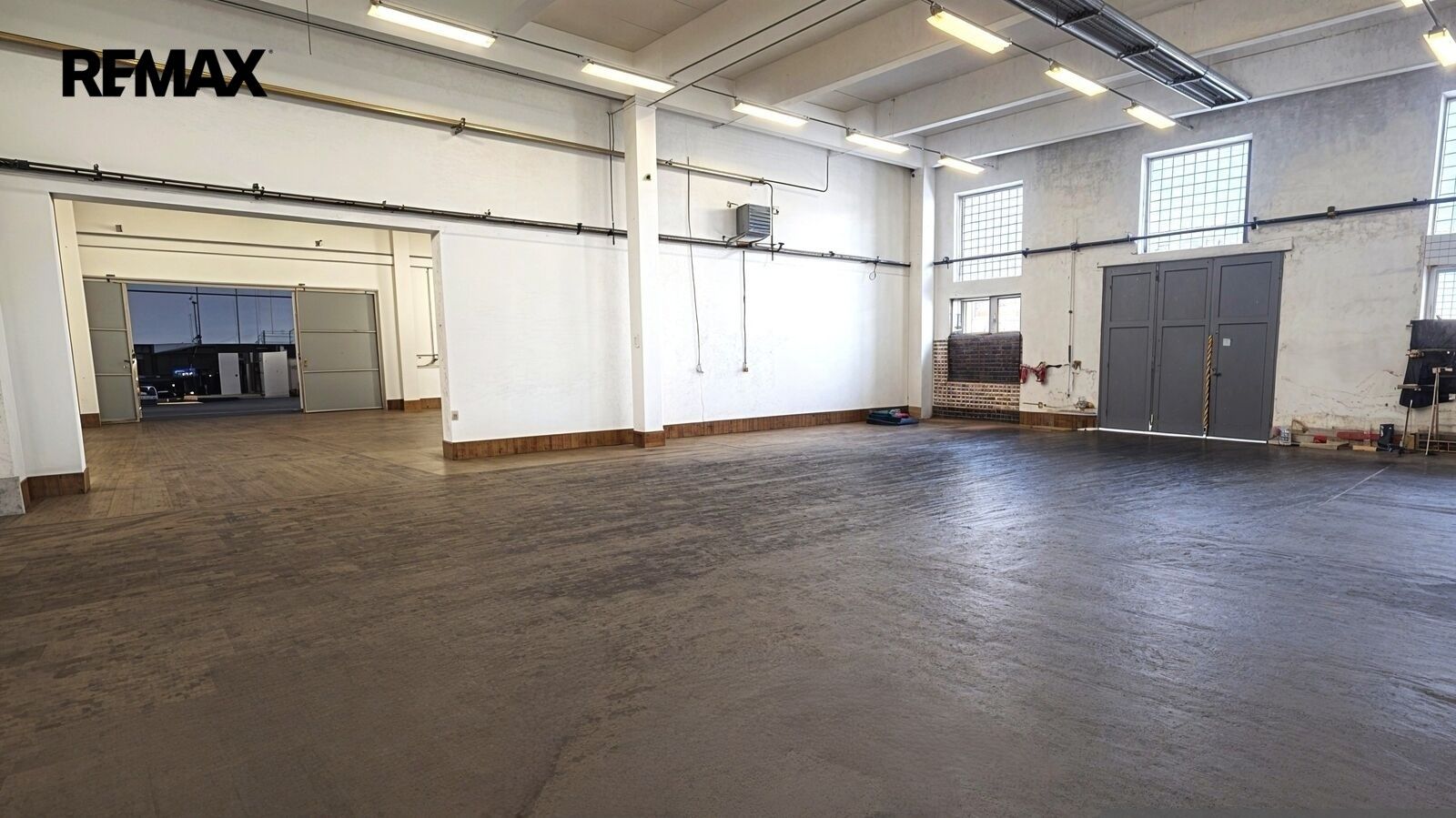 Obchodní prostory, Vítězství 96, Děčín XXXI-Křešice, 2 000 m²