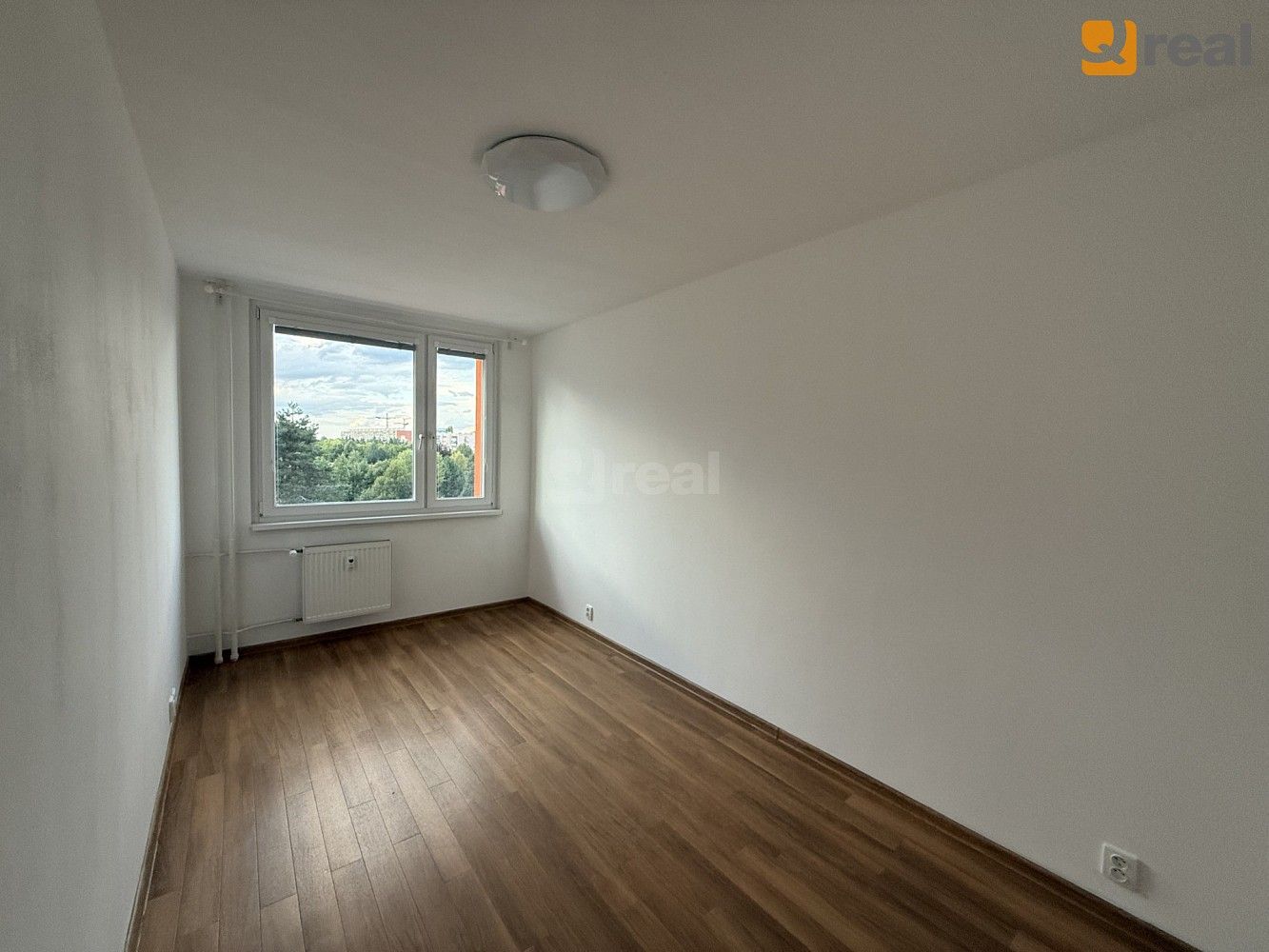 Pronájem byt 3+1 - Rezlerova, Praha 10 - Petrovice, 73 m² - 5