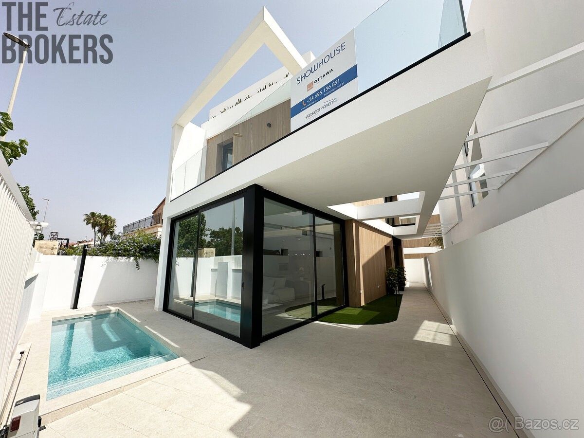 Rodinné domy, 987 66, Zahraničí