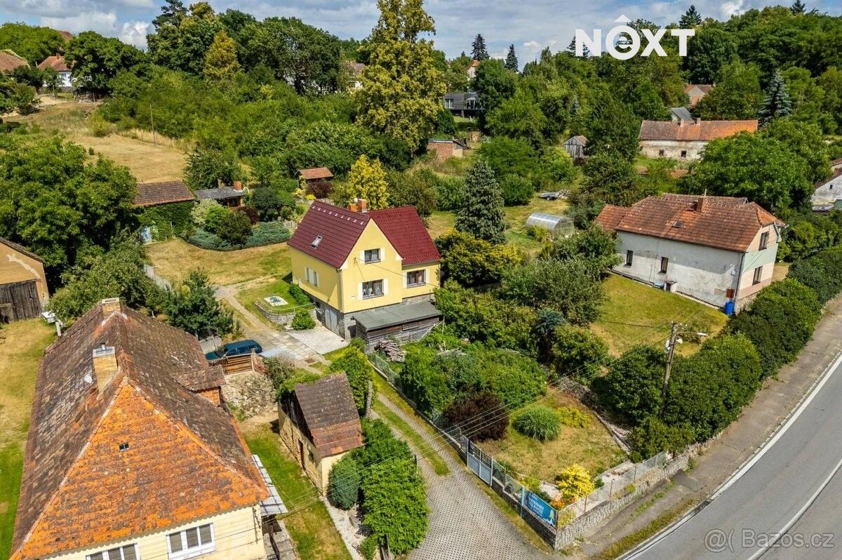 Prodej rodinný dům - Lnáře, 387 42