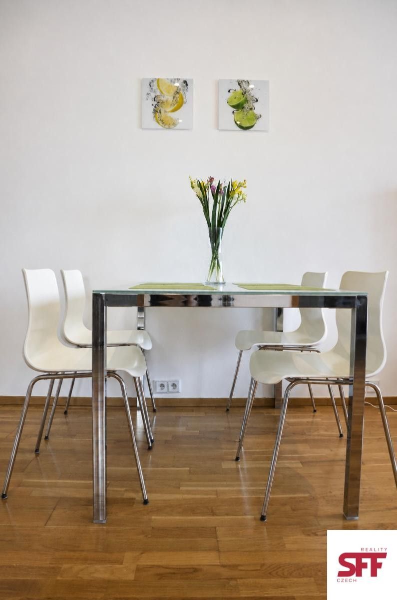 Pronájem byt 2+kk - Korunní, Praha, 55 m² - 5