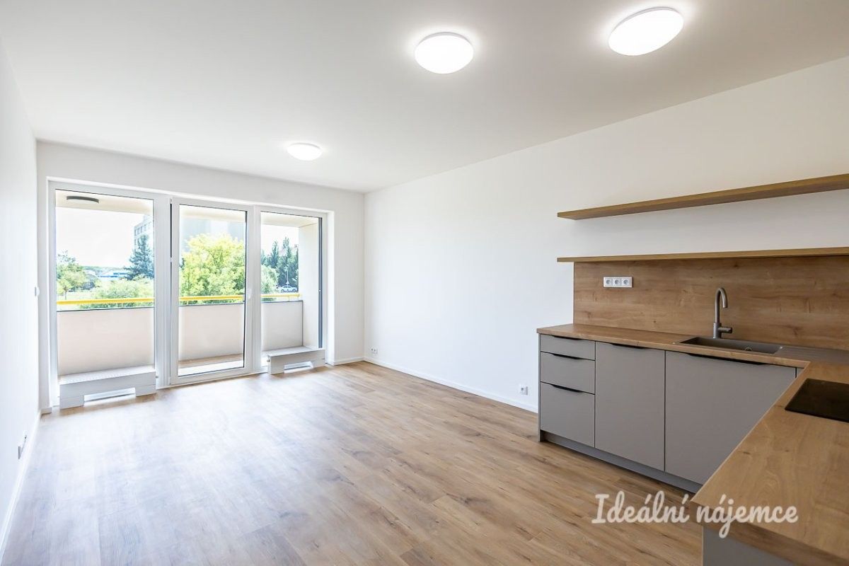 2+kk, Josefa Truhláře, Brandýs nad Labem-Stará Boleslav, 52 m² - 2