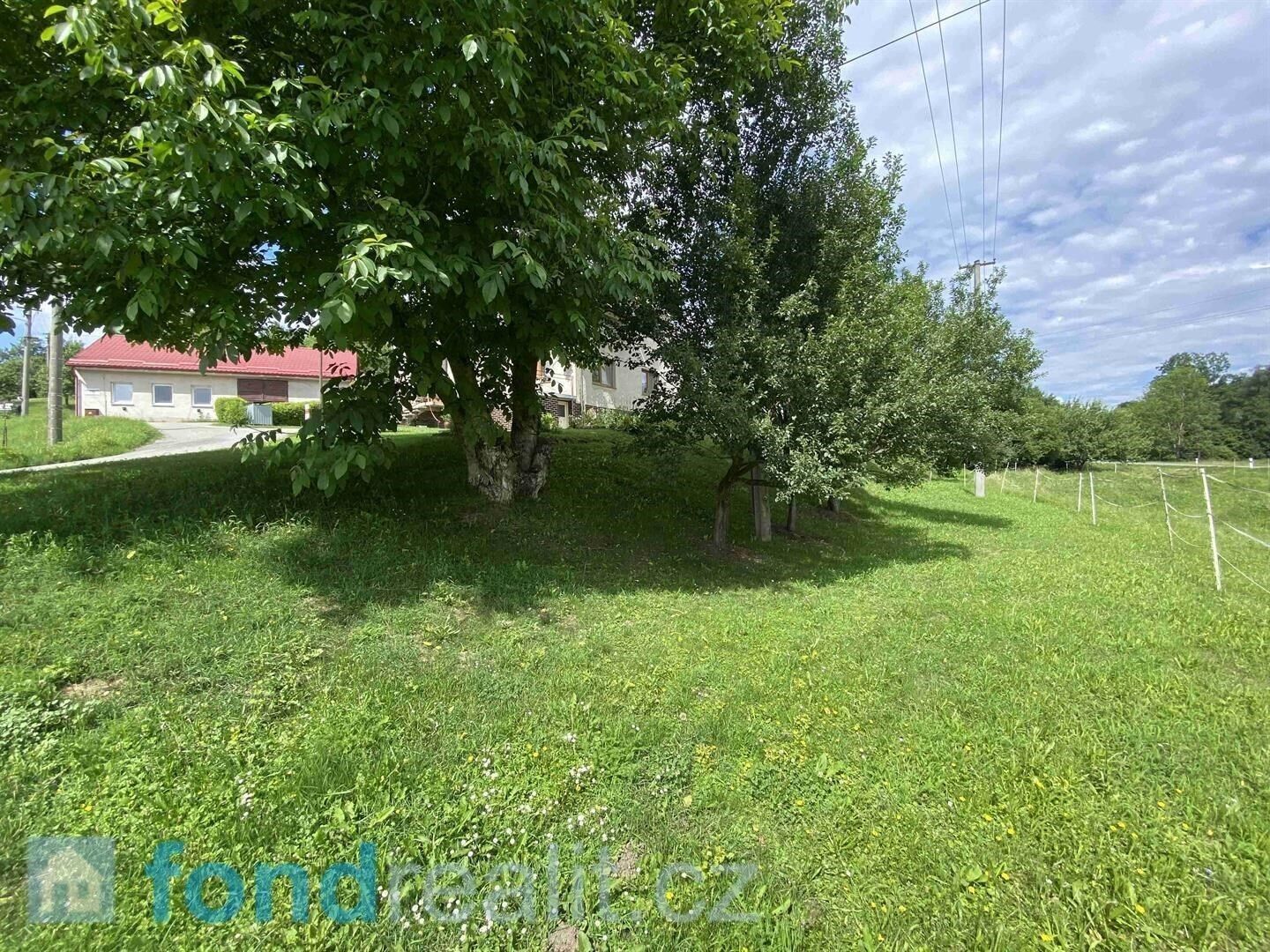 Prodej pozemek - Šarovy, 286 m²