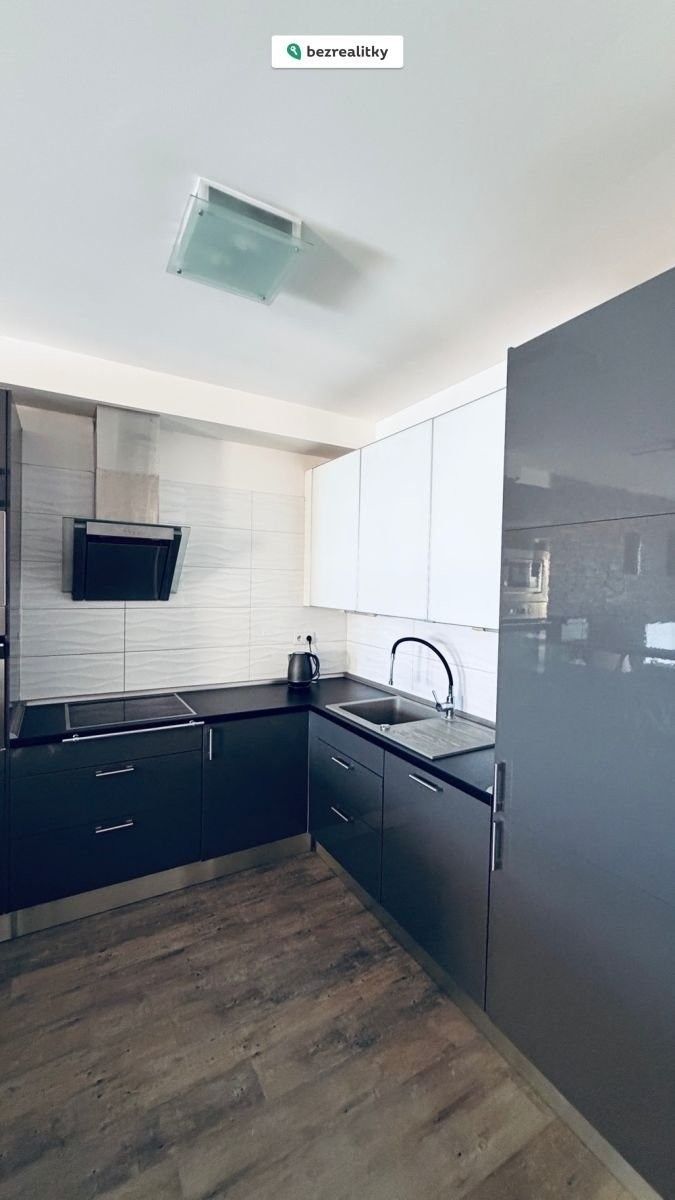 3+kk, Peškova, Olomouc, 75 m²