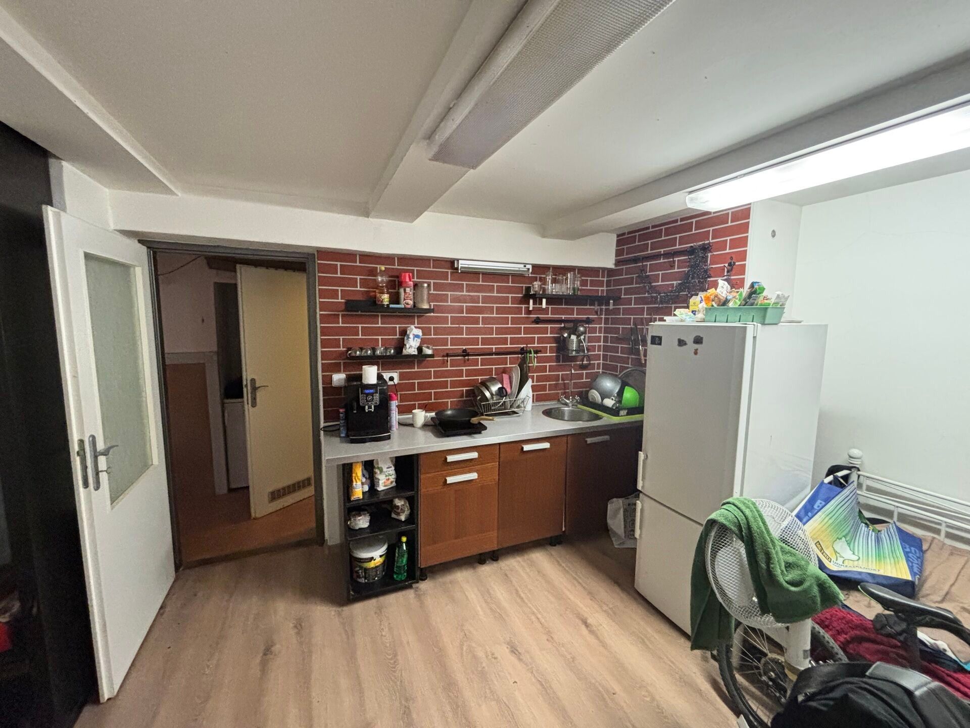 Komerční nemovitost · 21 m² · Pod radnicí  , Praha - 3