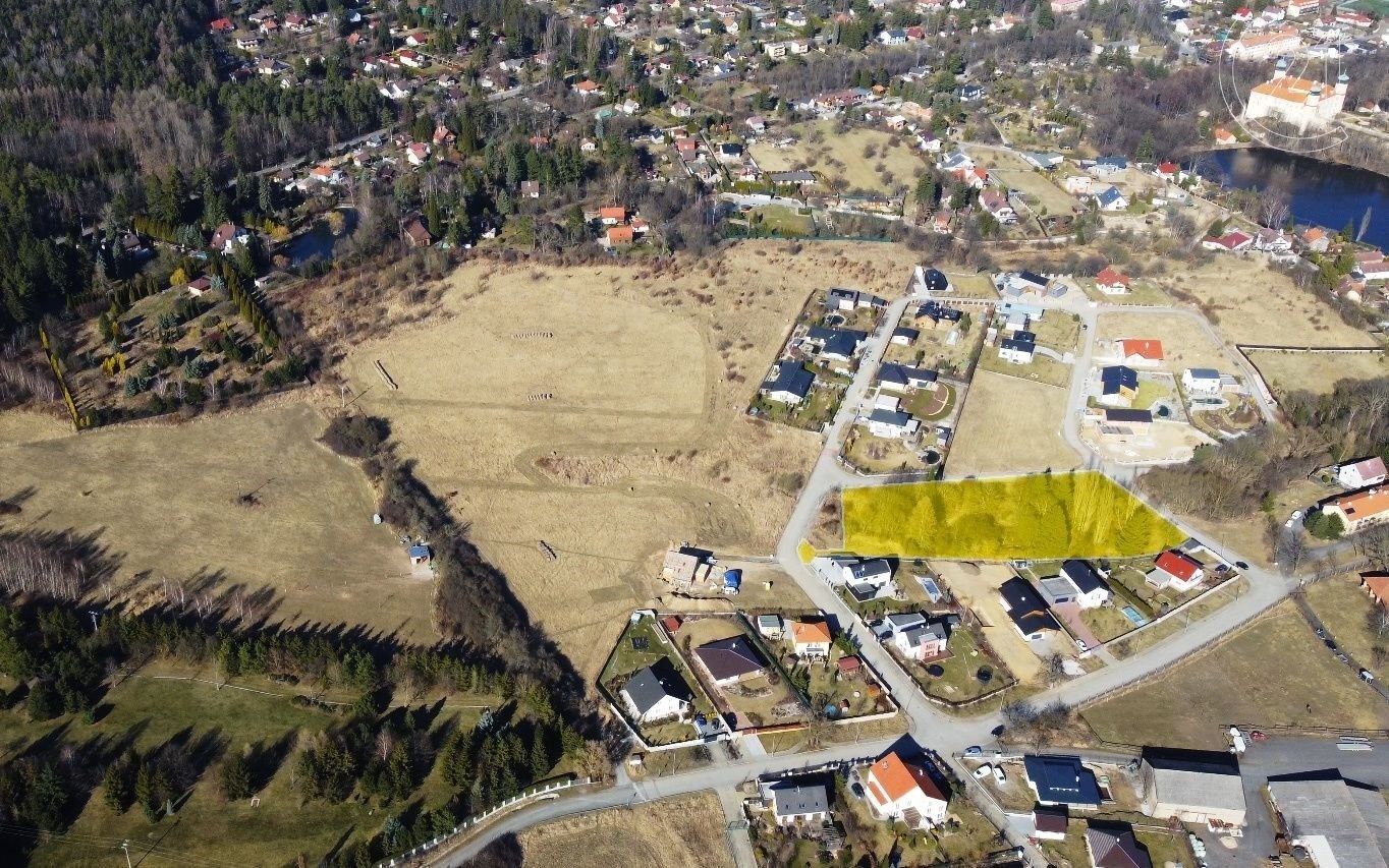 Zahrady, Mníšek pod Brdy