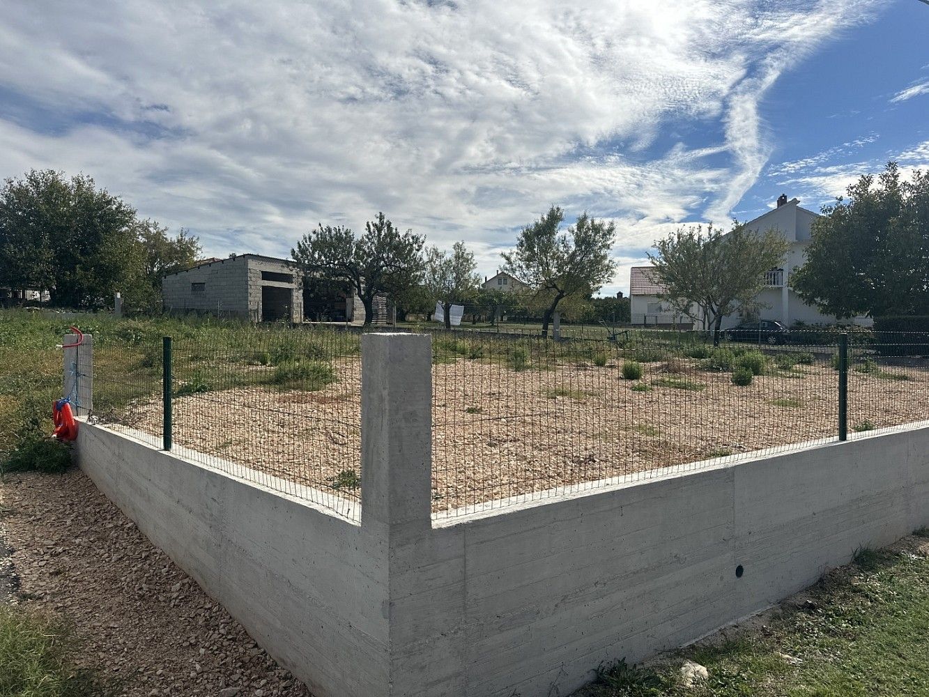 Pozemek pro bydlení, 1 393 m²