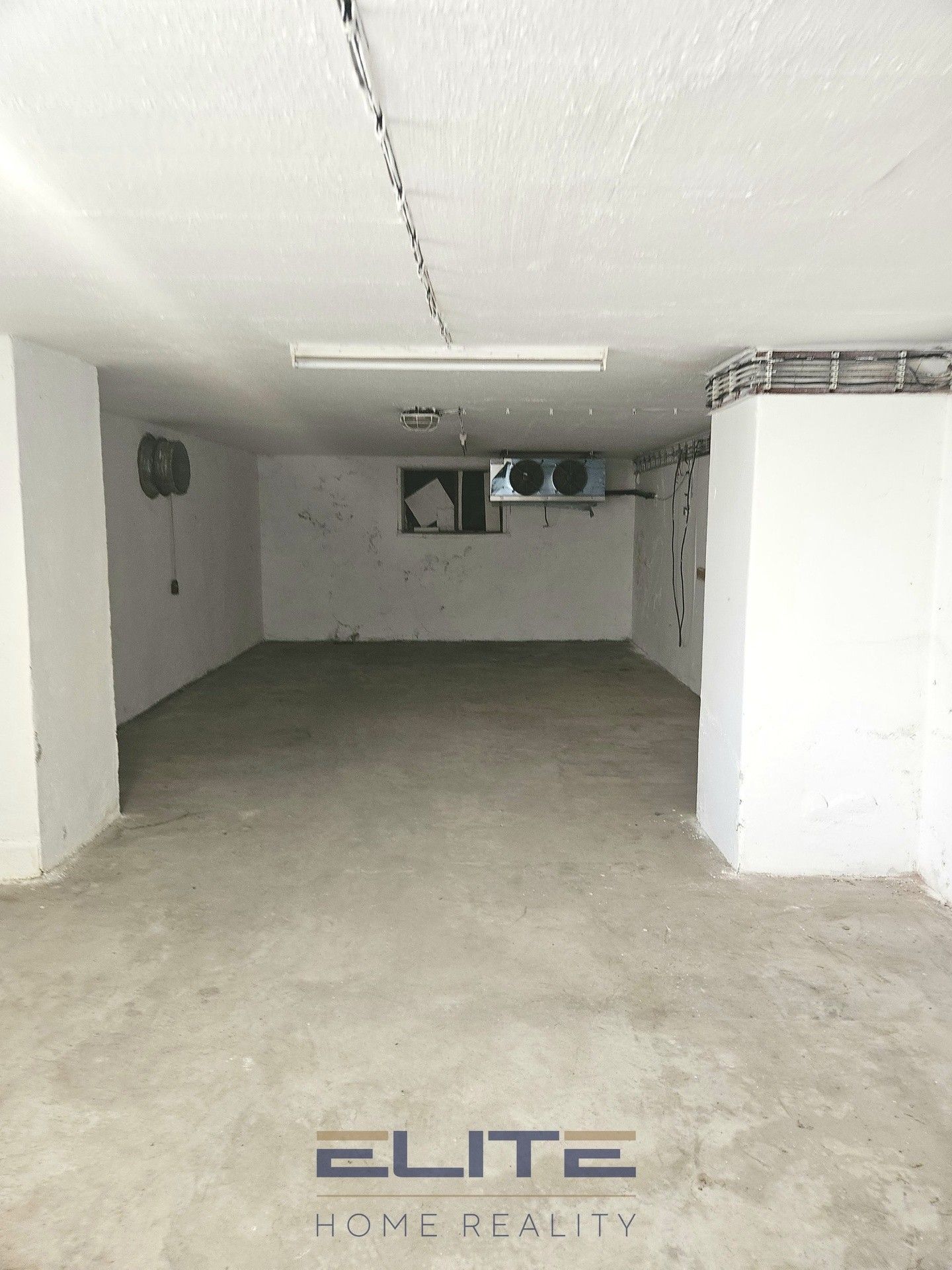 Pronájem obchodní prostory - Krátká, Turnov, 300 m²