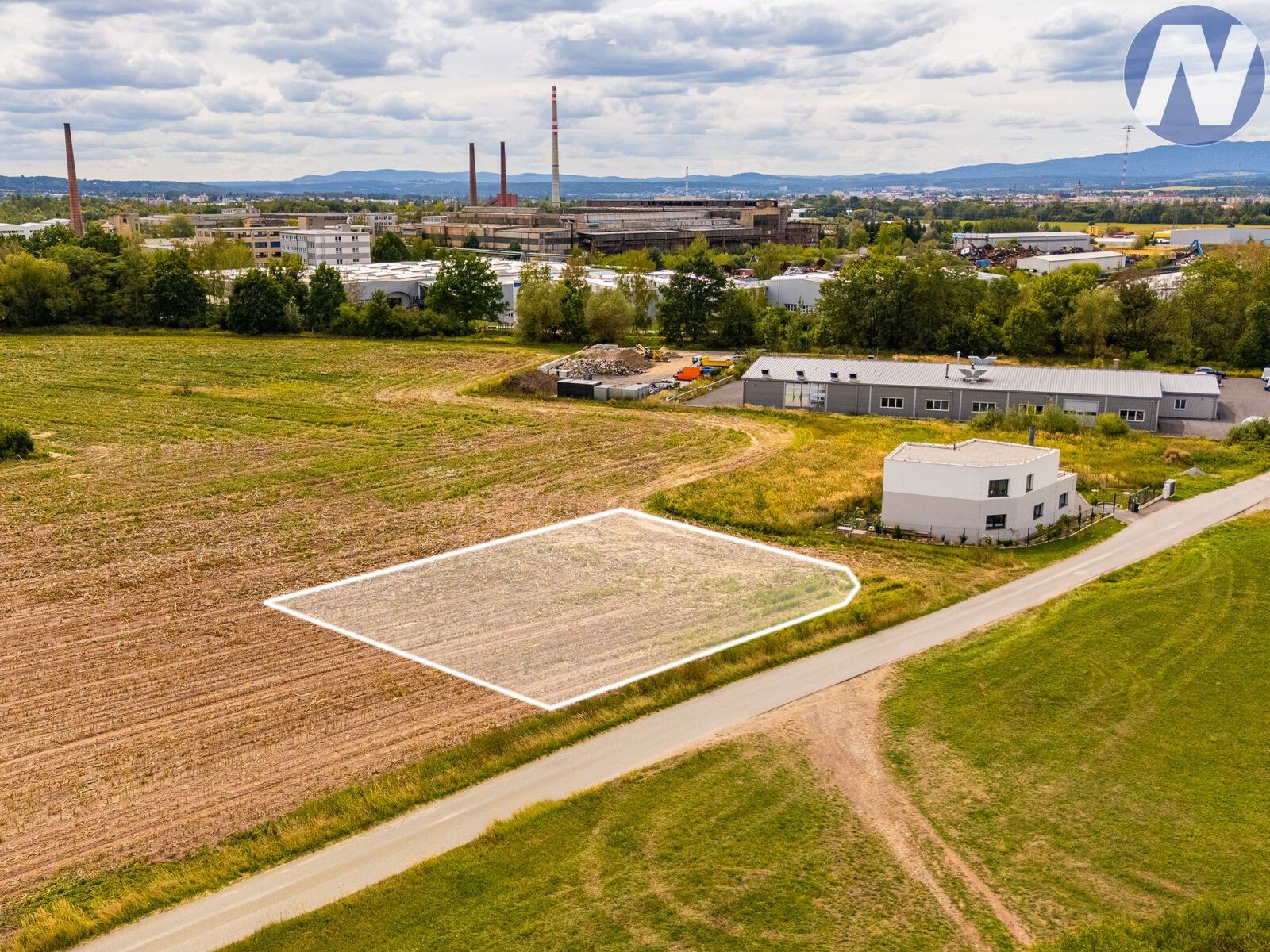 Komerční pozemek · 1 700 m² · Úsilné - 3