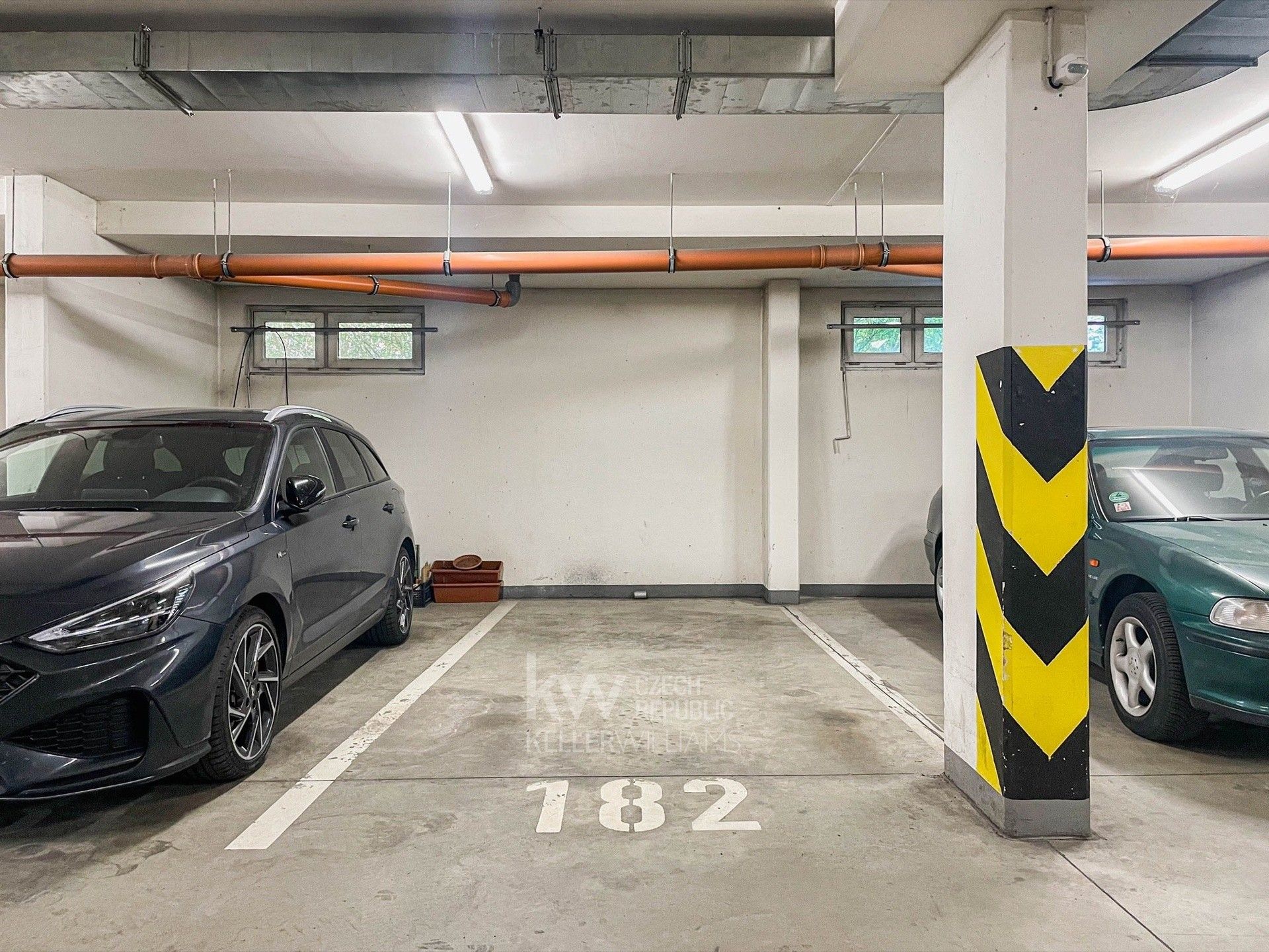 Ostatní, Merhoutova, Praha, 12 m²