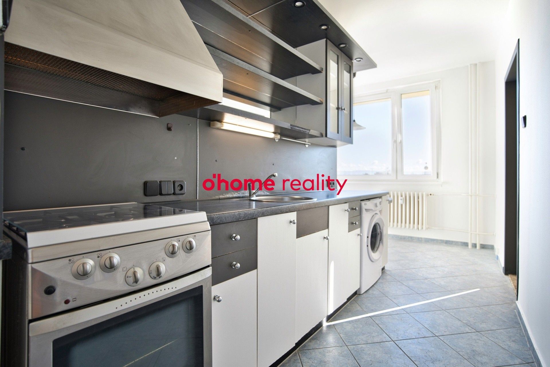 3+1, Schweitzerova, Olomouc, 70 m² - 1