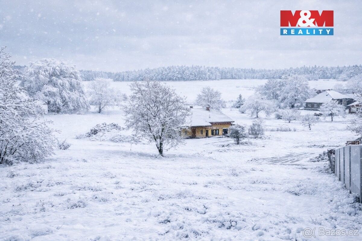 Prodej pozemek pro bydlení - Sezemice, 533 04