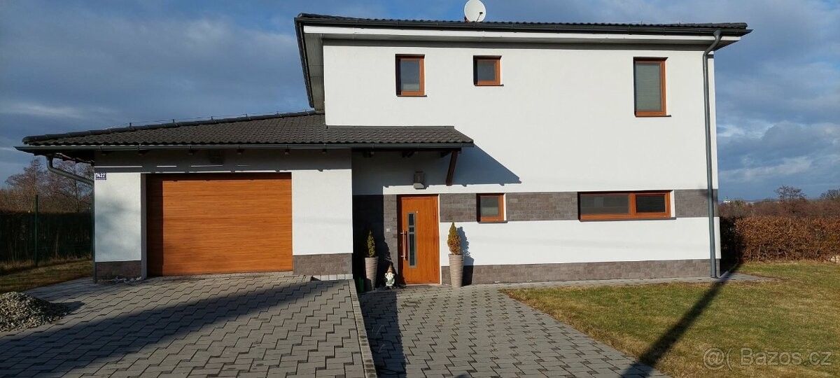 Rodinné domy, Dolní Lutyně, 735 53