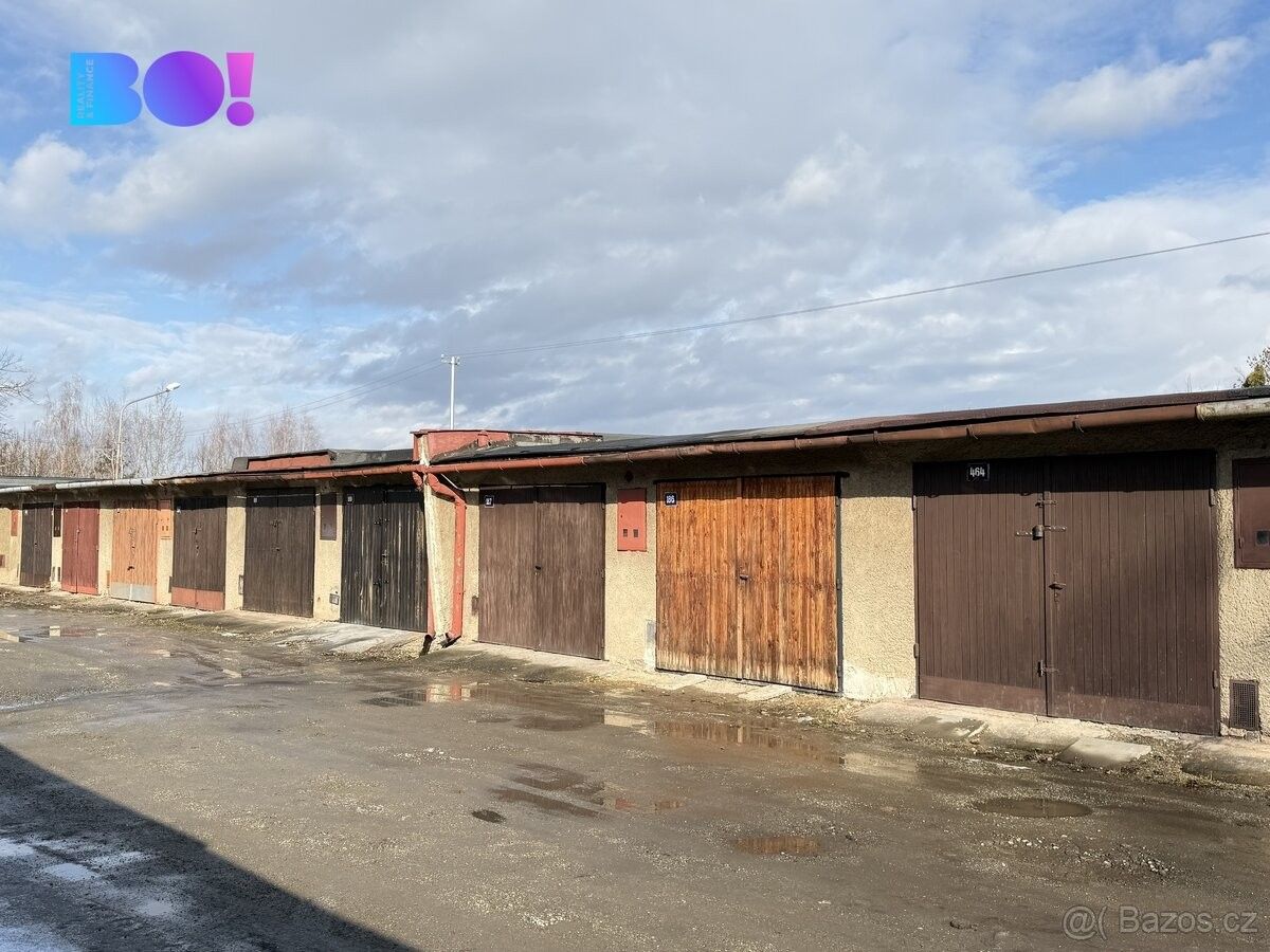 Garáže, Český Těšín, 737 01