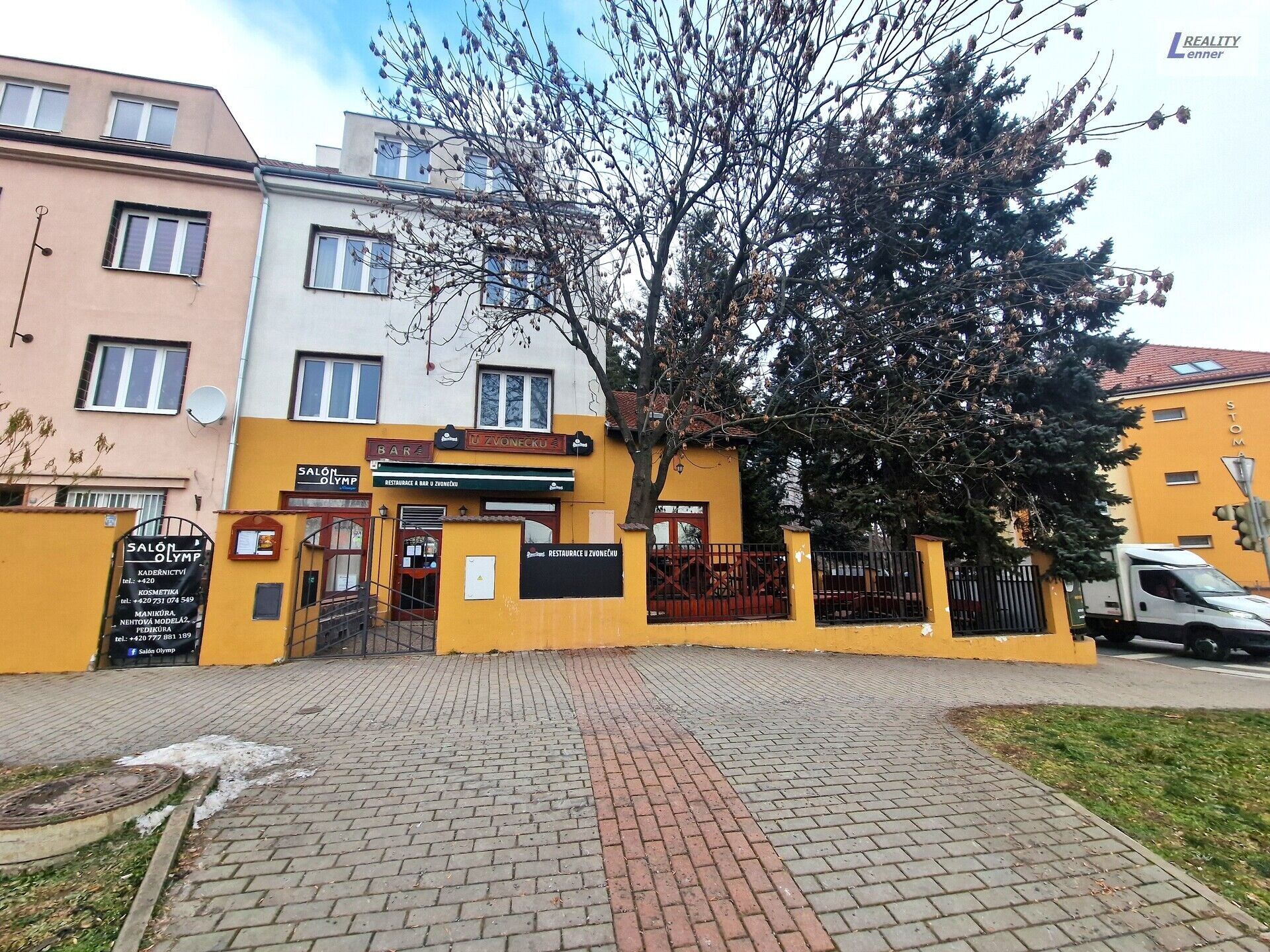 Pronájem obchodní prostory - Střelničná, Praha, 54 m²