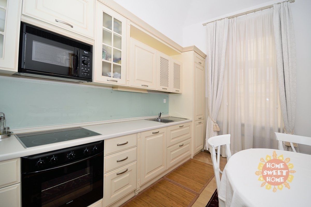 Byt 3+kk · 76 m² · Truhlářská 1109, Praha Nové Město - 3