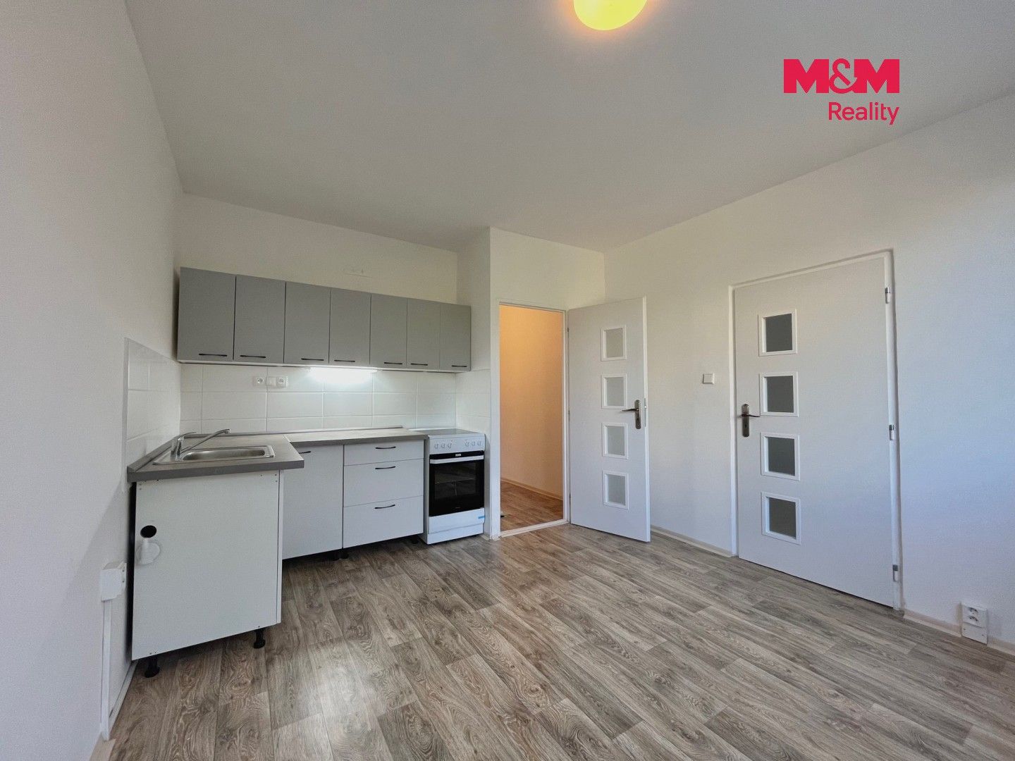 1+1, Sídliště Za Chlumem, Bílina, 35 m² - 1